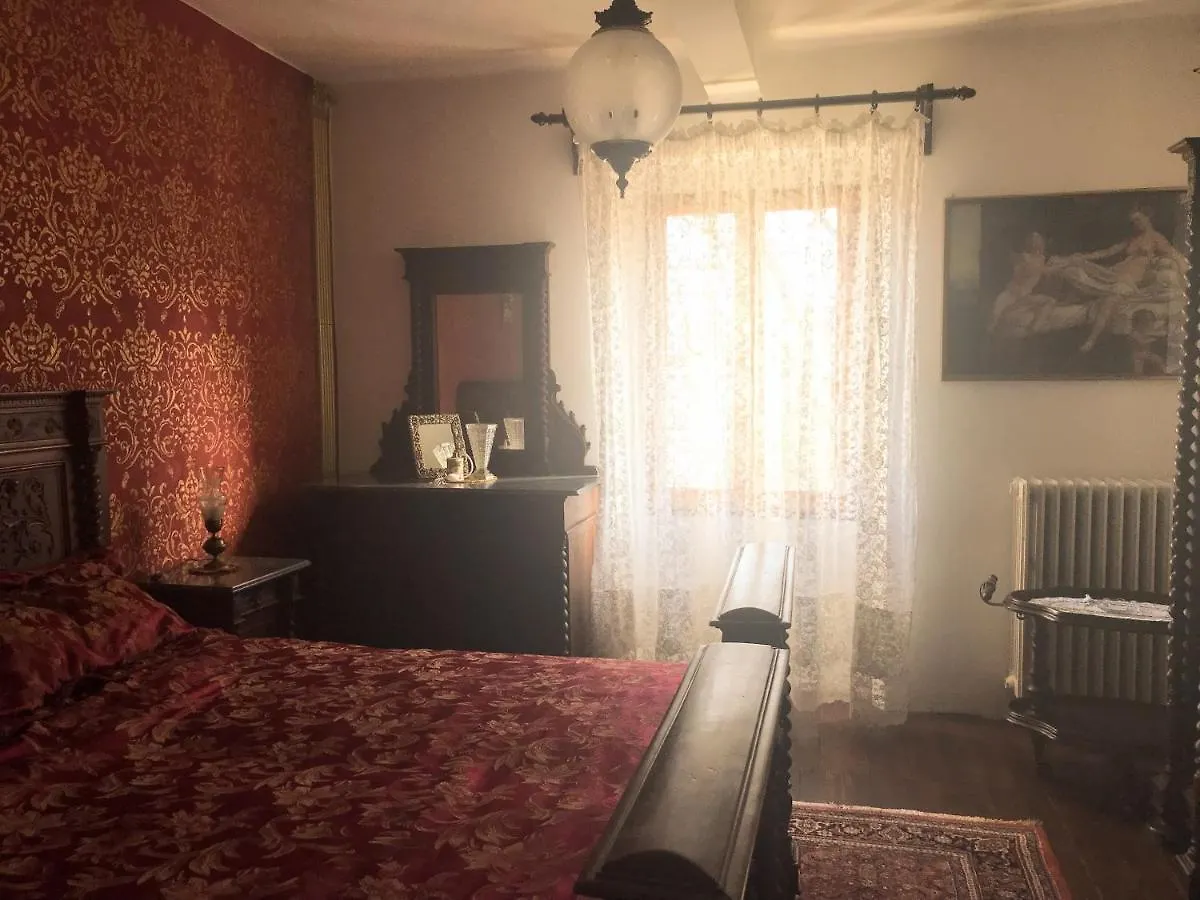 Alojamento de Acomodação e Pequeno-almoço Angolo Di Paradiso B&B Grizzana