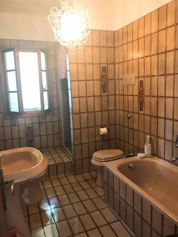 Angolo Di Paradiso B&B Grizzana Alojamento de Acomodação e Pequeno-almoço