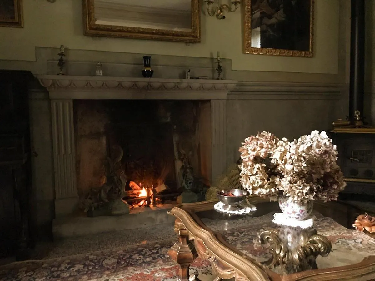 Angolo di Paradiso B&B Grizzana Italia